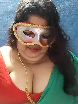 Snapshot of tamilthanushri chatting on February 26, 2026, 8:24 am tamilthanushri online show from February 26, 2026, 8:24 am