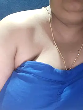 Snapshot of tamilthanushri chatting on May 27, 2026, 5:32 pm tamilthanushri online show from May 27, 2026, 5:32 pm