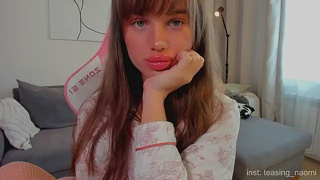 aesthetics  tease online show from March 17, 2026, 4:50 am