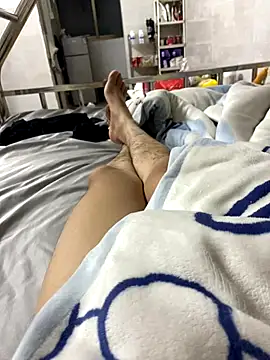 xinan520 online show from September 22, 2025, 6:32 pm