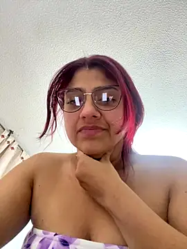 Aprilsmith2 online show from December 5, 2024, 2:42 am