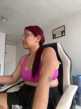 Aprilsmith2 online show from December 6, 2024, 3:00 pm