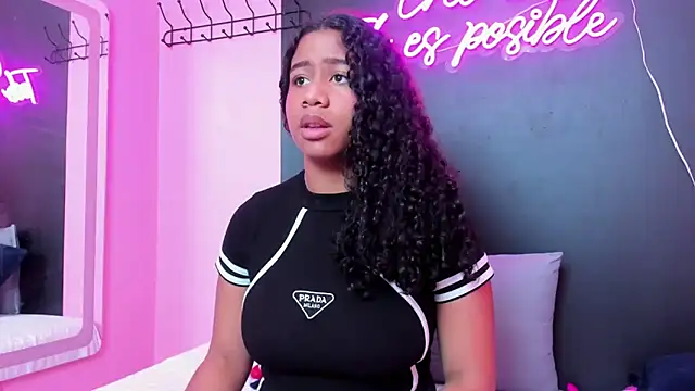 Snapshot of Sofi_Fox_ chatting on March 5, 2025, 4:02 pm Sofi Fox online show from March 5, 2025, 4:02 pm