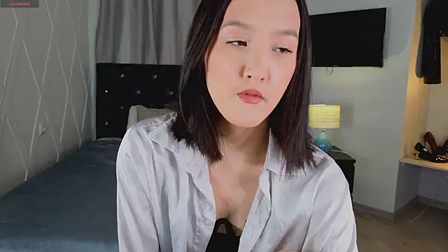 CarrieAmber online show from March 31, 2026, 2:17 pm