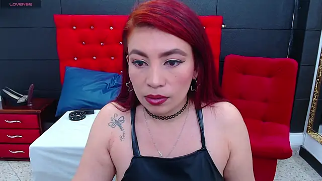 VickyJohnson1 online show from January 25, 2025, 11:54 pm