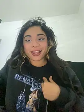 Snapshot of mysteriousgirl20 chatting on January 6, 2026, 3:43 am mysteriousgirl20 online show from January 6, 2026, 3:43 am