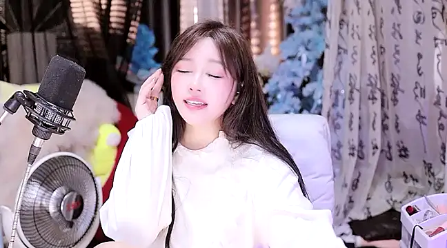 Missy Nana21 online show from March 21, 2025, 7:24 pm