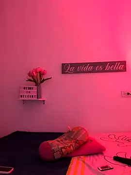 EmmaRossem online show from October 15, 2025, 7:58 pm