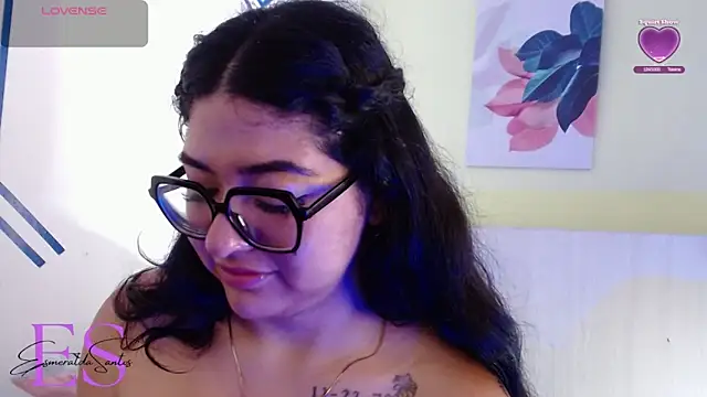 EsmeraldaSantoss online show from December 26, 2024, 7:05 pm