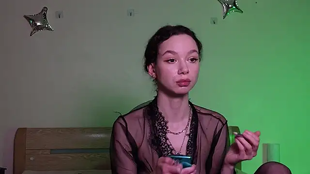 katycrown online show from January 23, 2025, 3:11 pm