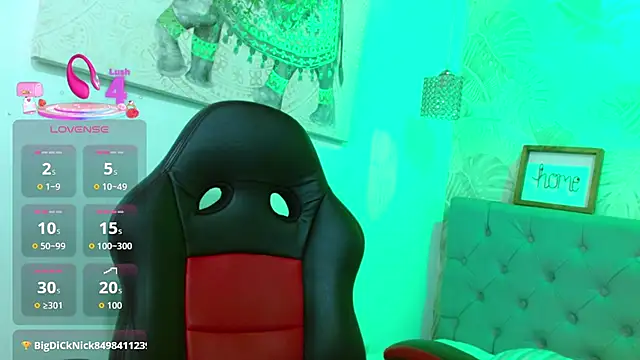 Snapshot of violletha chatting on November 1, 2025, 12:29 pm violletha online show from November 1, 2025, 12:29 pm