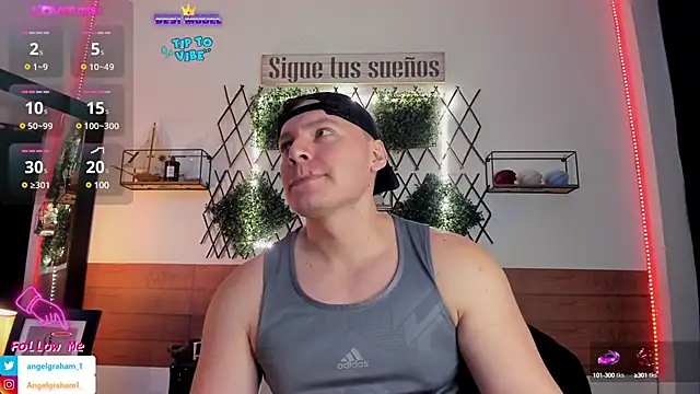 Snapshot of Angelgraham_1 chatting on March 10, 2025, 5:18 pm Angelgraham 1 online show from March 10, 2025, 5:18 pm