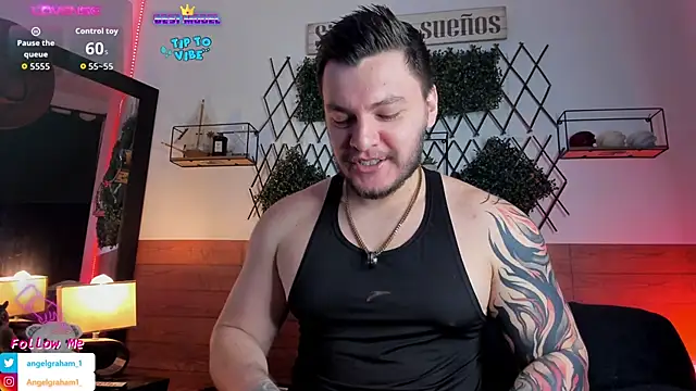 Snapshot of Angelgraham_1 chatting on October 2, 2025, 2:24 pm Angelgraham 1 online show from October 2, 2025, 2:24 pm