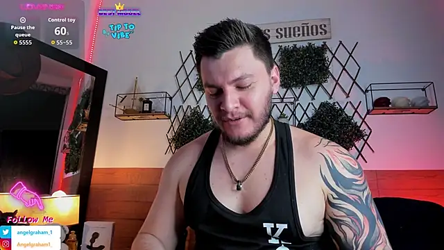 Snapshot of Angelgraham_1 chatting on October 21, 2025, 3:57 pm Angelgraham 1 online show from October 21, 2025, 3:57 pm