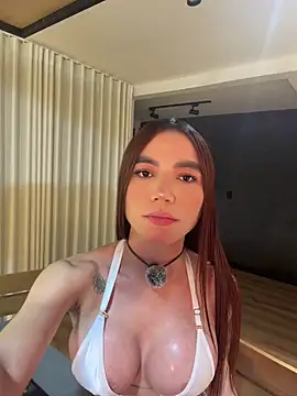 Snapshot of carolynnetrujillo chatting on May 4, 2026, 1:56 am carolynnetrujillo online show from May 4, 2026, 1:56 am