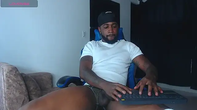 Snapshot of Drake_Nassir4 chatting on July 6, 2026, 3:36 am Drake Nassir4 online show from July 6, 2026, 3:36 am