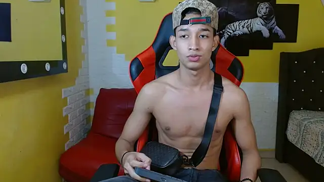 Snapshot of jose_sexycumm chatting on October 12, 2025, 7:13 pm jose sexycumm online show from October 12, 2025, 7:13 pm