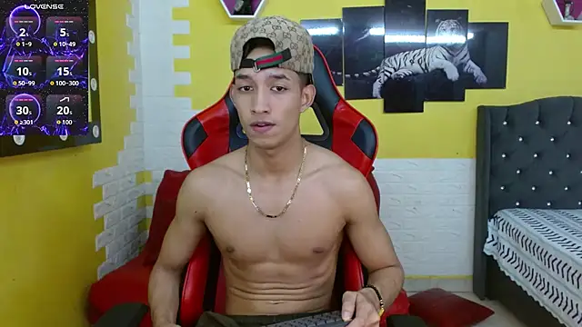 Snapshot of jose_sexycumm chatting on October 31, 2025, 8:43 pm jose sexycumm online show from October 31, 2025, 8:43 pm