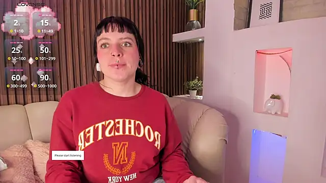 Snapshot of Lucy_Smith2 chatting on September 15, 2025, 7:36 pm Lucy Smith2 online show from September 15, 2025, 7:36 pm