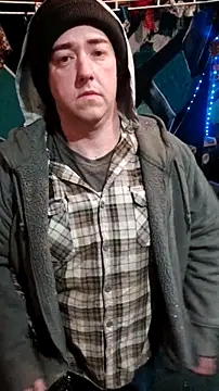 Snapshot of Boo-boo_kittyfux chatting on December 15, 2025, 10:25 pm Boo-boo kittyfux online show from December 15, 2025, 10:25 pm