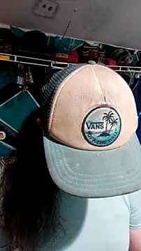 Snapshot of Boo-boo_kittyfux chatting on December 18, 2025, 11:49 am Boo-boo kittyfux online show from December 18, 2025, 11:49 am