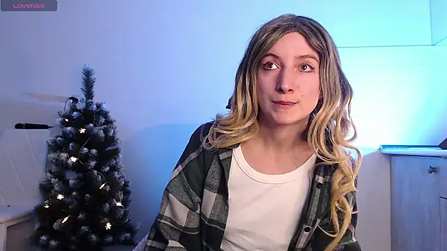 Eva Hailey  online show from December 17, 2024, 4:34 am