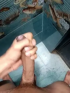 Snapshot of Mr_joh chatting on February 10, 2026, 6:12 pm Mr joh online show from February 10, 2026, 6:12 pm