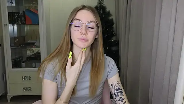 littlevildevil online show from December 27, 2024, 11:39 am