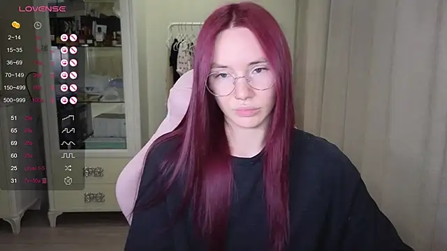 littlevildevil online show from September 9, 2025, 11:10 am