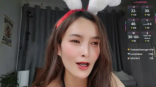 Youth3  online show from February 26, 2025, 4:56 pm