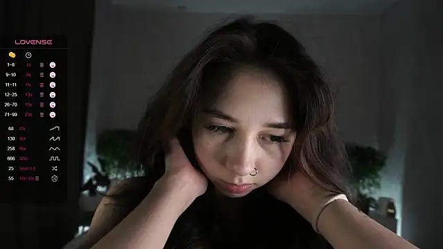 AislyEmbury online show from February 15, 2025, 2:26 am