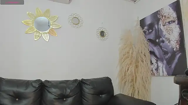 Snapshot of estephany_doll chatting on September 20, 2025, 9:38 pm estephany doll online show from September 20, 2025, 9:38 pm