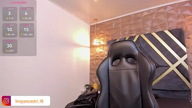 Ian Castillo  online show from January 11, 2026, 1:27 pm