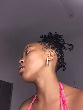 Snapshot of SZA_Doja chatting on December 26, 2024, 11:43 am SZA Doja online show from December 26, 2024, 11:43 am