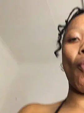 Snapshot of SZA_Doja chatting on January 16, 2025, 9:08 pm SZA Doja online show from January 16, 2025, 9:08 pm