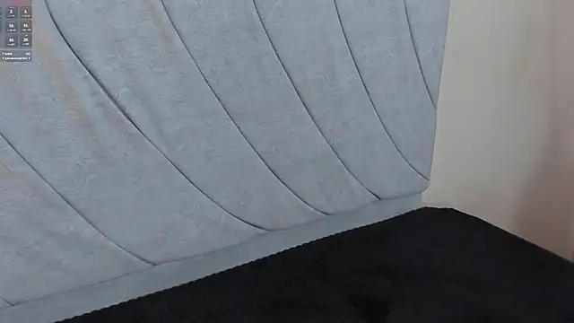 aprildreams19 online show from January 15, 2025, 10:46 pm