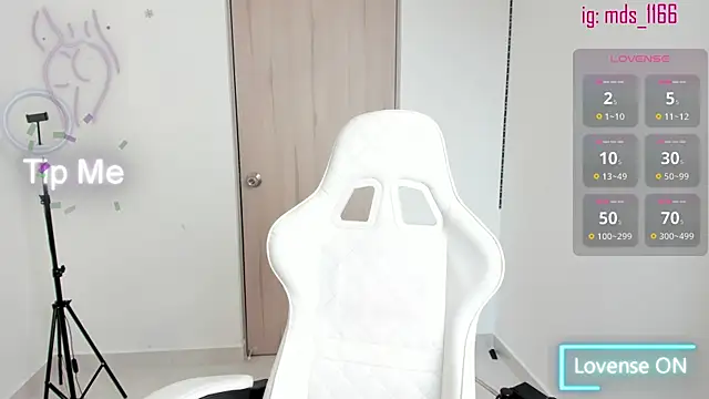 Mia adams66 online show from January 21, 2025, 8:54 pm