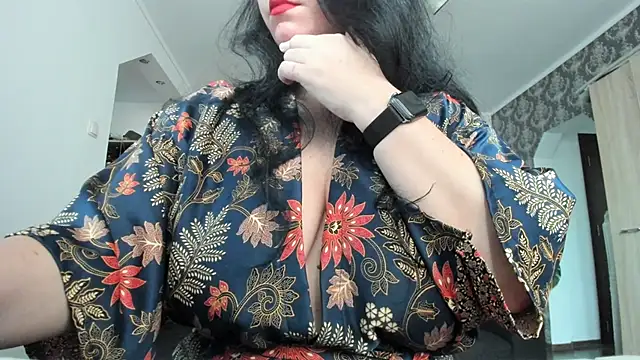 kellymorgan  online show from December 19, 2024, 8:02 am