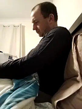 joshuagpratt online show from November 5, 2025, 10:37 am