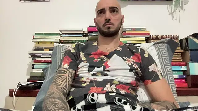 alessandromori91 online show from March 16, 2026, 8:24 pm