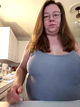 MsShelby40 online show from February 4, 2025, 9:20 pm