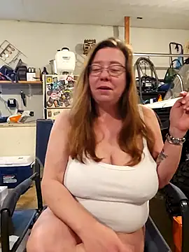 MsShelby40 online show from April 18, 2026, 9:26 pm