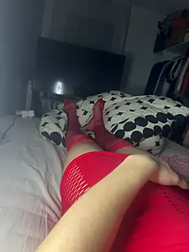 enzomlt online show from February 18, 2026, 12:17 am