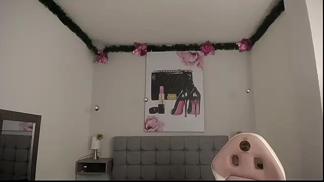 Violetta Suky online show from January 20, 2025, 1:42 pm