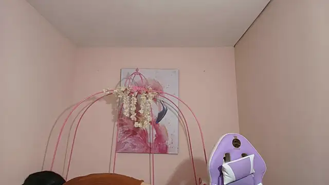 Violetta Suky online show from February 28, 2025, 1:47 pm