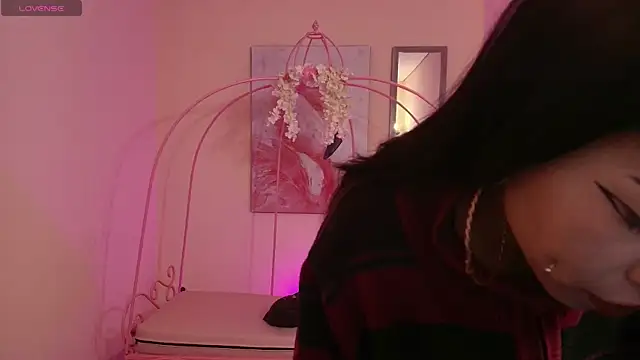 Violetta Suky online show from March 22, 2025, 1:30 pm