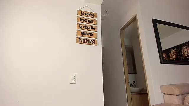 Snapshot of smit_hot_sr chatting on December 19, 2024, 3:18 am smit hot sr online show from December 19, 2024, 3:18 am