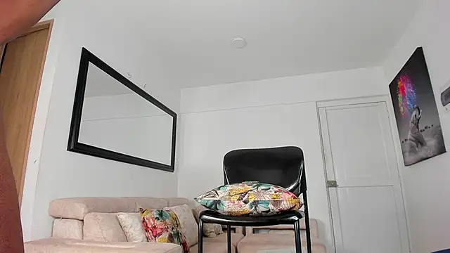 Snapshot of smit_hot_sr chatting on March 8, 2025, 2:12 am smit hot sr online show from March 8, 2025, 2:12 am