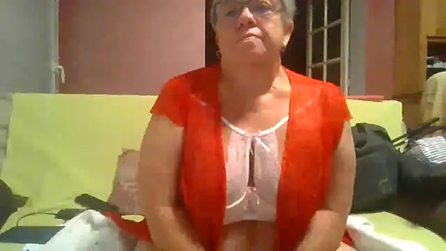 Snapshot of Vandeae44 chatting on September 25, 2025, 8:01 pm Vandeae44 online show from September 25, 2025, 8:01 pm