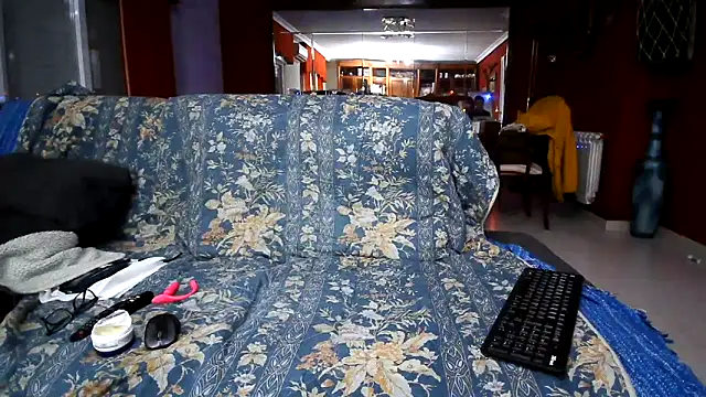 maduroguapo online show from December 17, 2025, 10:27 pm